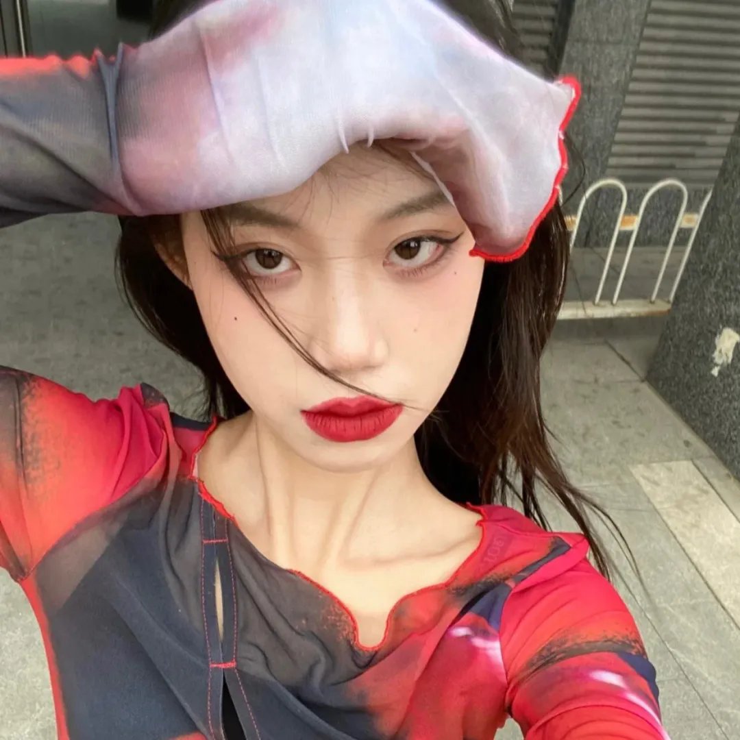 金光松美的四块石板